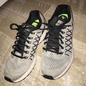 NIKE ZOOM running shoes👟